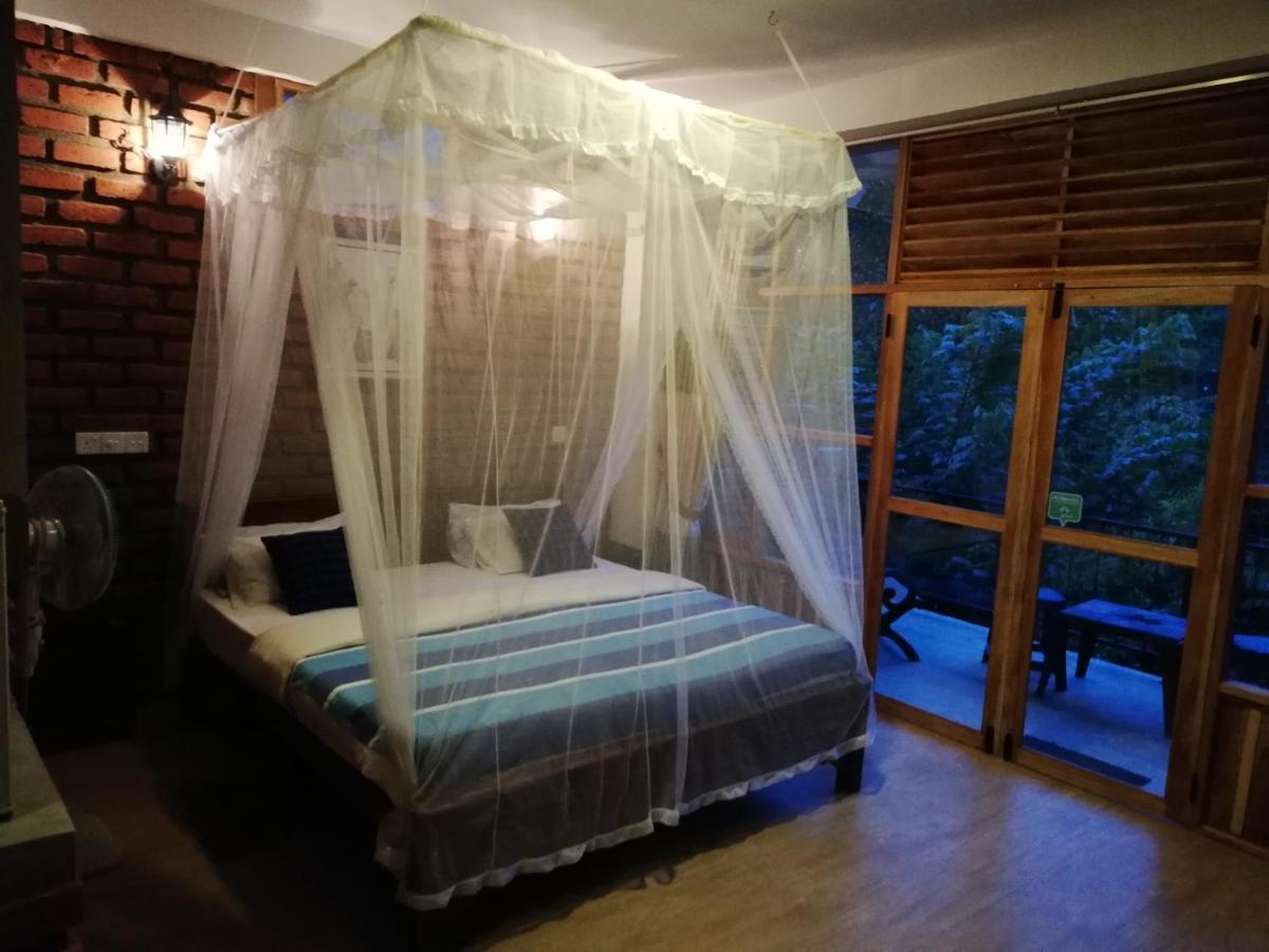 Ayubo Ella - Bed & Breakfast ภายนอก รูปภาพ