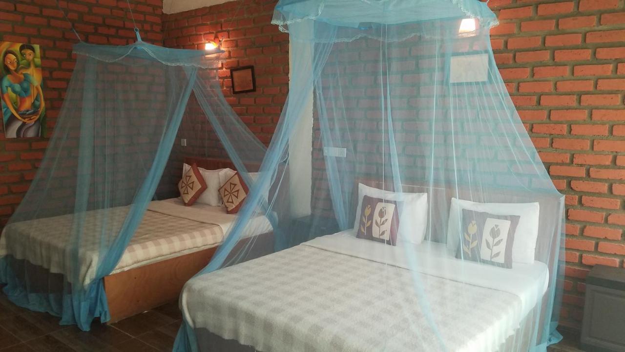 Ayubo Ella - Bed & Breakfast ภายนอก รูปภาพ