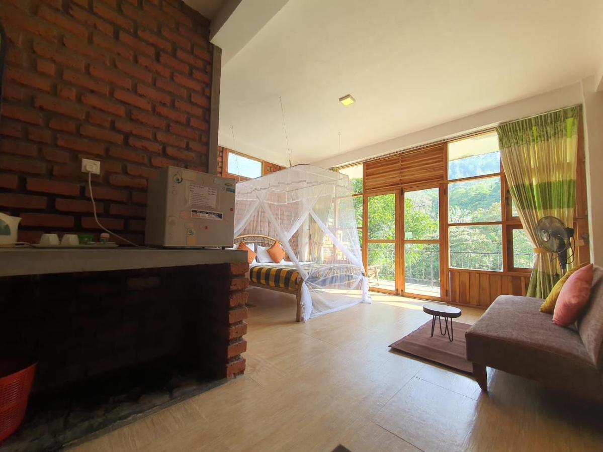 Ayubo Ella - Bed & Breakfast ภายนอก รูปภาพ