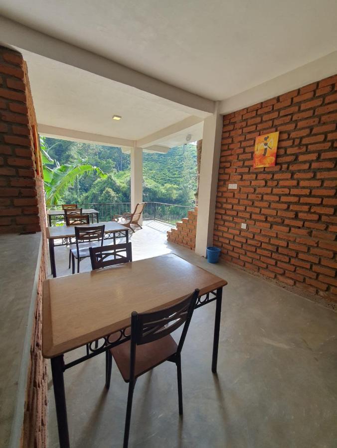 Ayubo Ella - Bed & Breakfast ภายนอก รูปภาพ